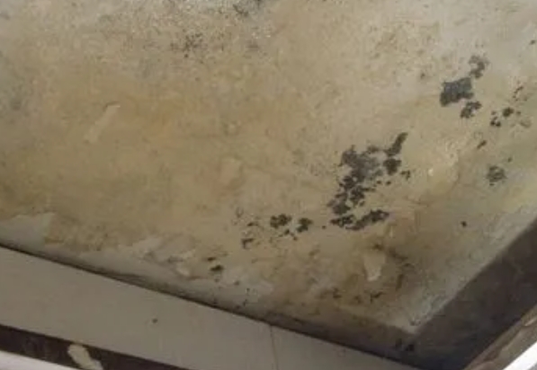 安泽阳台漏水维修公司分享下安泽卫生间渗水维修需要注意哪些问题。